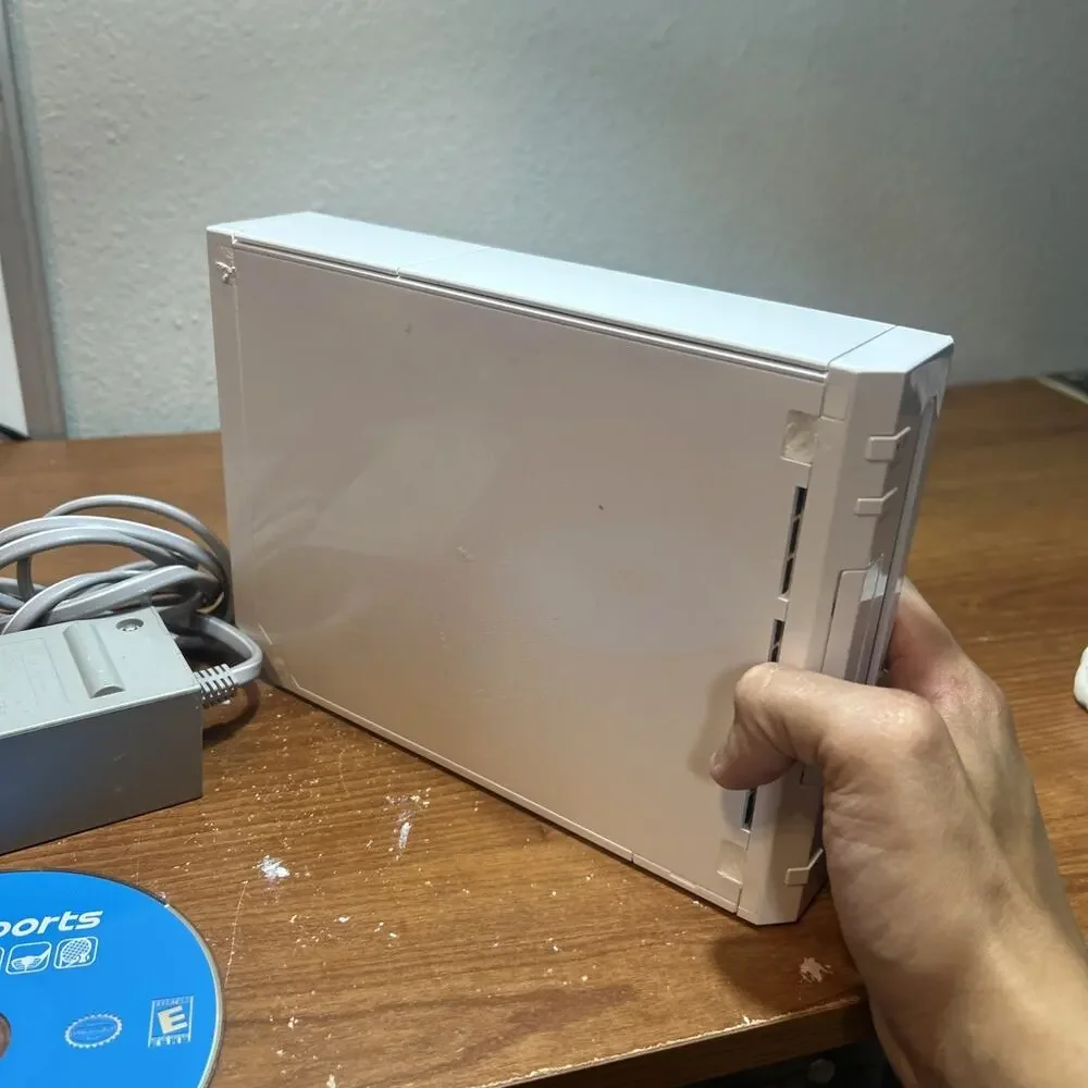 Nintendo Wii Console Bundle White RVL-001 + Wii Sports Tested Workin (Read)